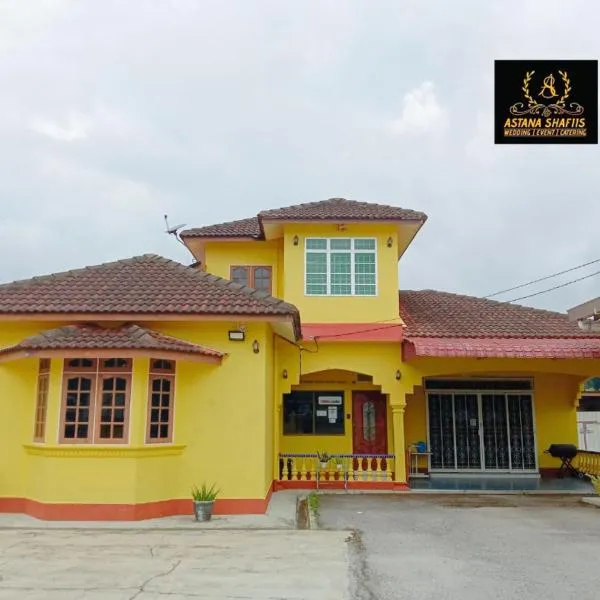 ASTANA SHAFIIS，位于Kampong Pantai Ayer Hitam的酒店