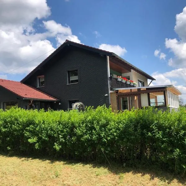 Ban Thai Ferienwohnung Bad Steben，位于巴德斯特本的酒店