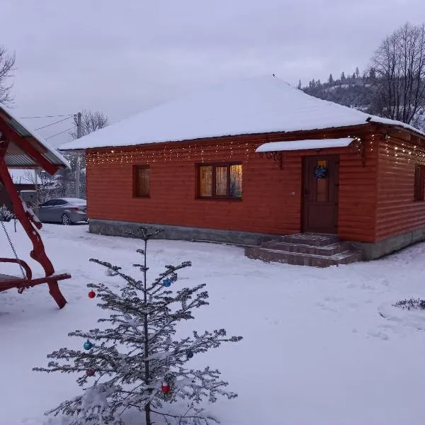 Котедж "Затишний відпочинок"，位于Rostoka的酒店