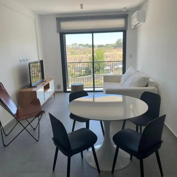 Apartemanto Luxury vistas Nqn 1 bed，位于内乌肯的酒店