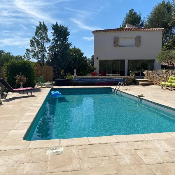 LA BASTIDETTE PROVENçALE，位于Jouques的酒店