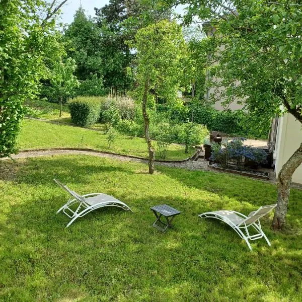 La maison d'adèle，位于桑塞尔的酒店