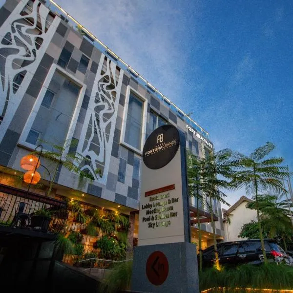 Hotel FortunaGrande Malioboro Yogyakarta，位于日惹的酒店