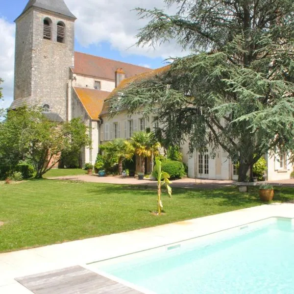 Le Prieuré Saint Agnan，位于Myennes的酒店