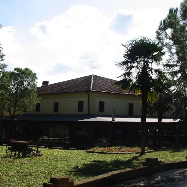Casale del Gufo，位于基亚拉瓦莱的酒店