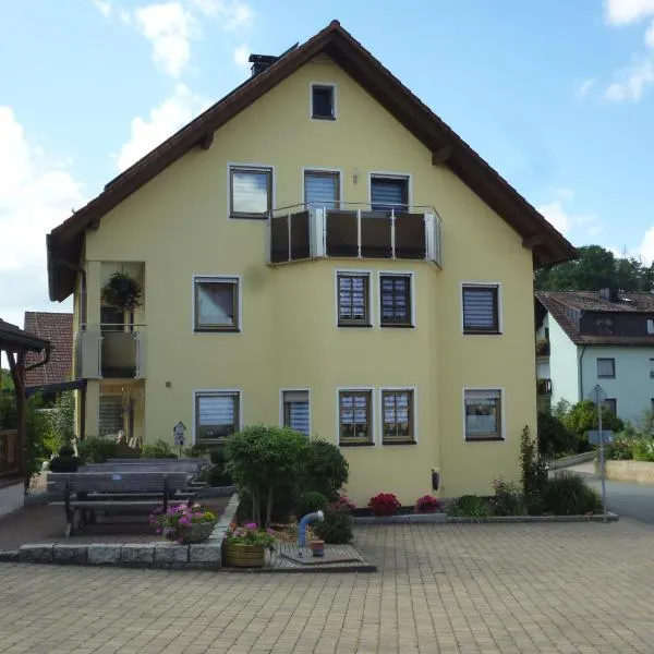 Gaestezimmer Klein，位于Tiefenpölz的酒店