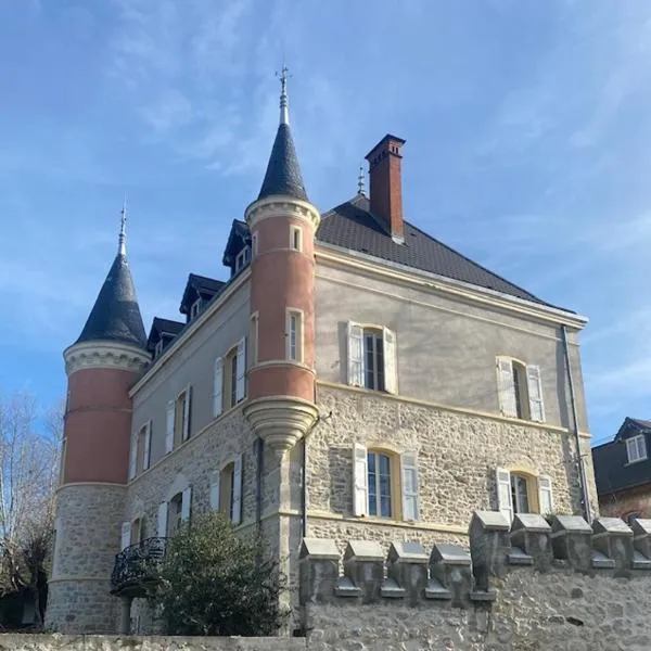 Château de Saint-Genix，位于Aoste的酒店