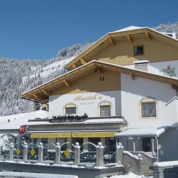 Hotel Berghof，位于Kremsbrücke的酒店