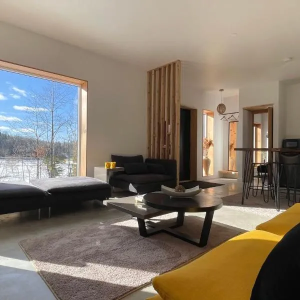 Nature Eco Suite in Wakefield Quebec，位于韦克菲尔德的酒店