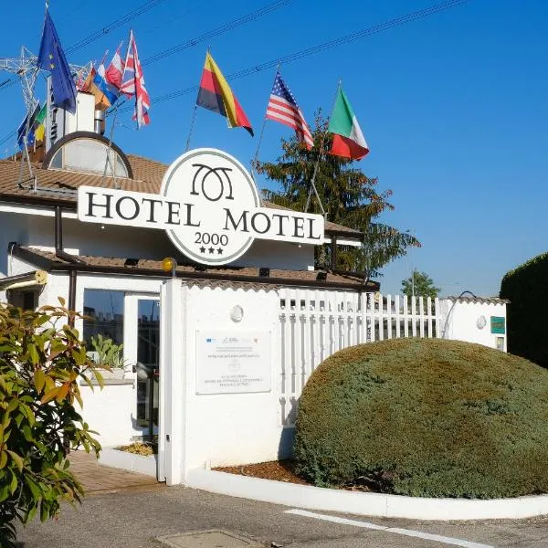 Hotel Motel 2000，位于Bareggio的酒店