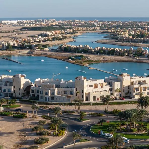 Creek Hotel and Residences El Gouna，位于赫尔格达的酒店