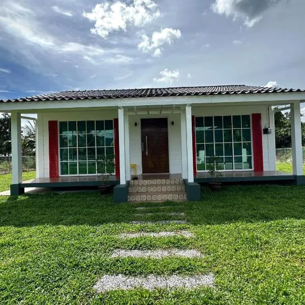 Tiny House PT82 Kg Gumut Tambahan，位于Kalumpang的酒店