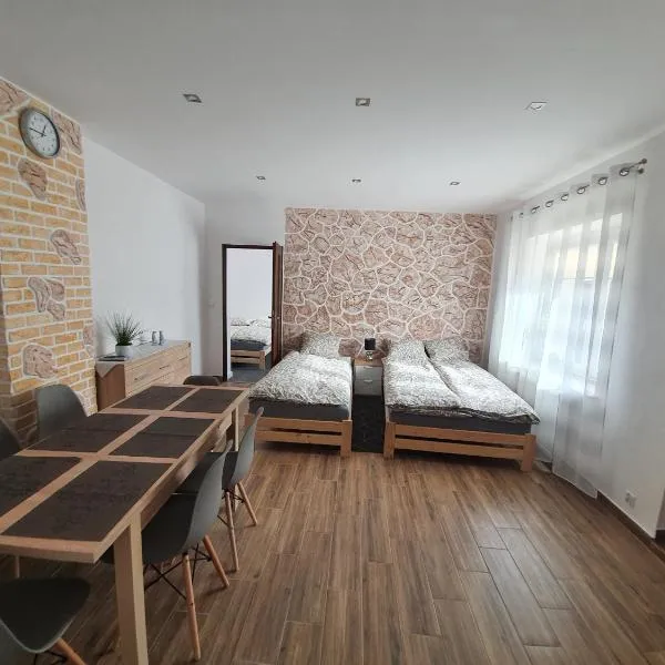 Apartament Mickiewicza，位于斯托尼拉斯奇的酒店