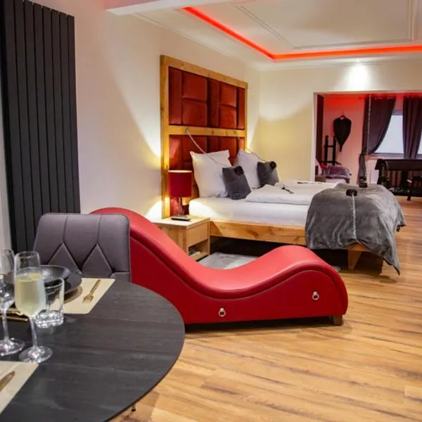 exkl. romantisches SM Apartment Black Rose，位于吉夫霍恩的酒店