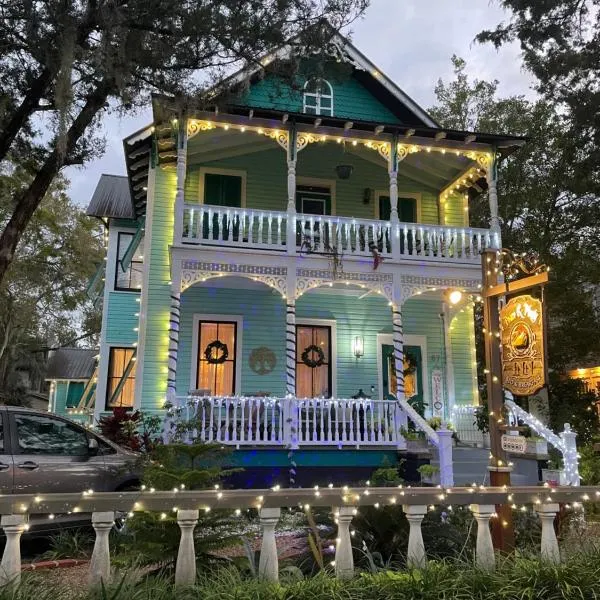 Peace & Plenty Inn Bed and Breakfast Downtown St Augustine-Adults Only，位于圣奥古斯丁的酒店
