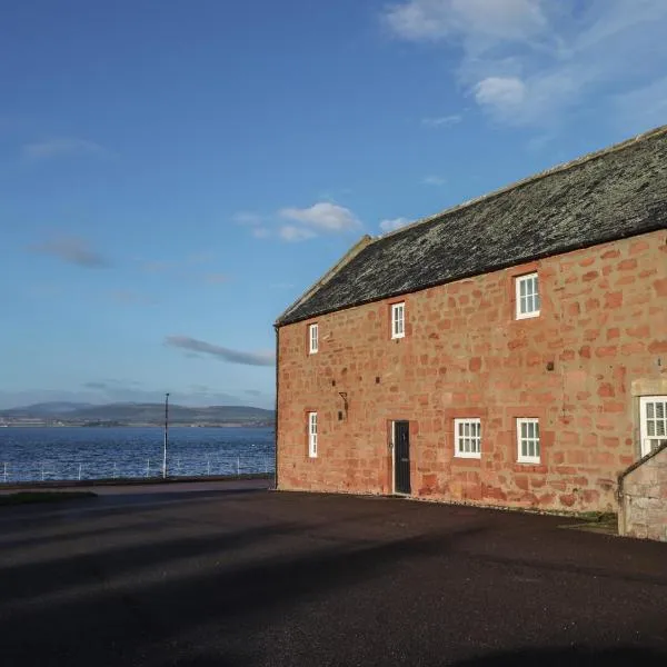 Flat 4, The Byre，位于克罗默蒂的酒店