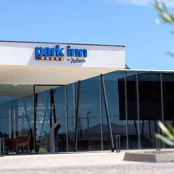 Park Inn by Radisson Los Olivos de Vallenar，位于Freirina的酒店