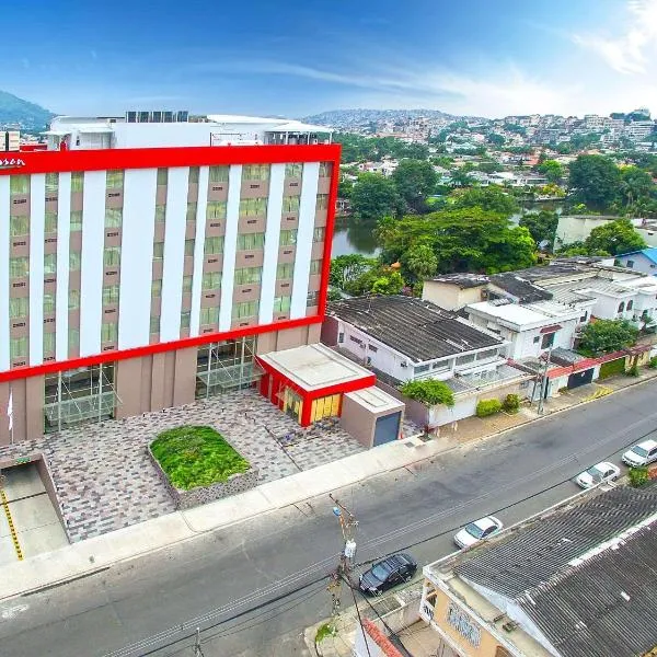 瓜亚基尔丽笙酒店，位于瓜亚基尔的酒店