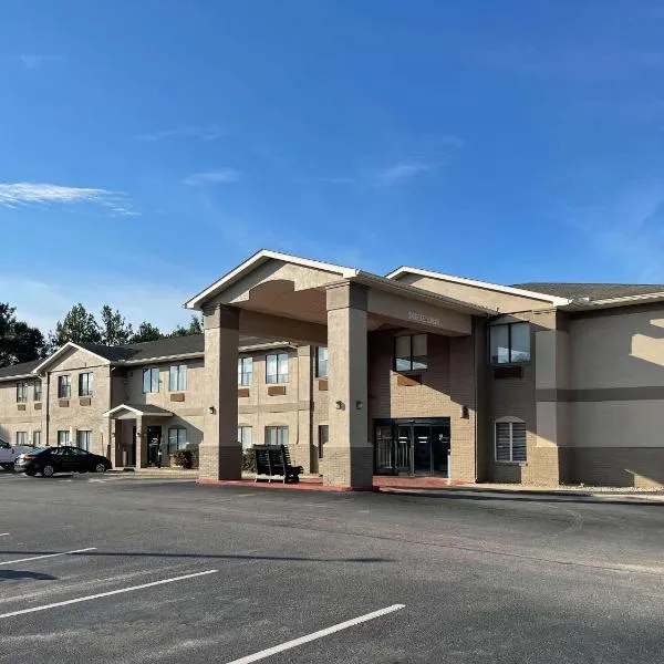 Country Inn & Suites by Radisson, Midway - Tallahassee West，位于昆西的酒店