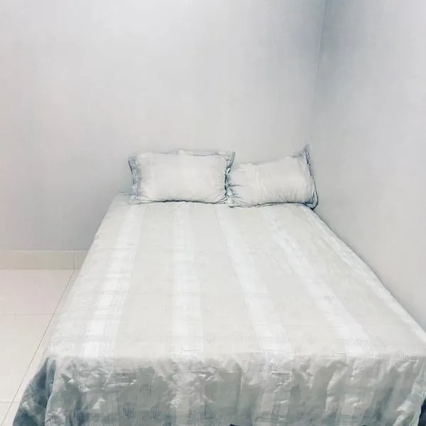 HOSTEL buriti sereno，位于阿帕雷西达迪戈亚尼亚的酒店