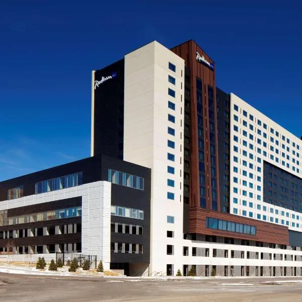 美国商场丽笙酒店，位于Minneapolis-Saint Paul International Airport的酒店