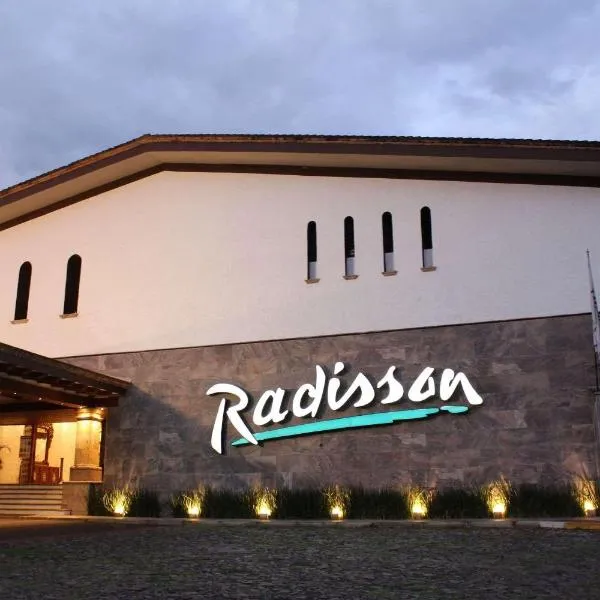 Radisson Hotel Tapatio Guadalajara，位于Santa Cruz de las Flores的酒店
