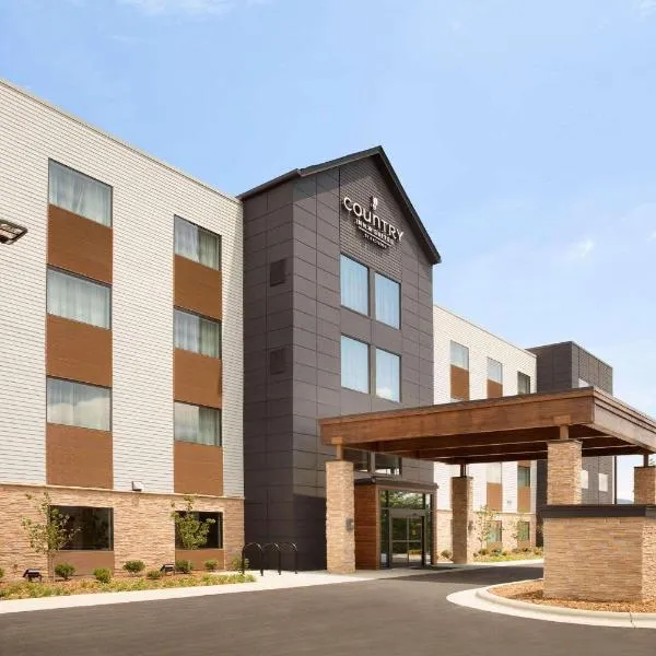 Country Inn & Suites by Radisson Asheville River Arts District，位于Juno的酒店