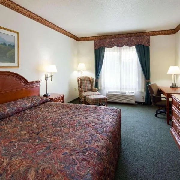 Country Inn & Suites by Radisson, Prairie du Chien，位于普雷里德欣的酒店