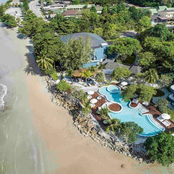 Mercure Rayong Lomtalay Villas & Resort，位于Ban Pak Nam Krasae的酒店