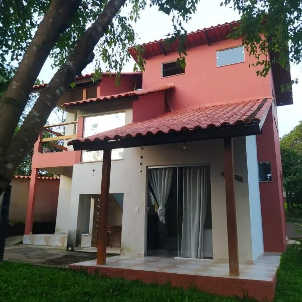 Bangalô Cavalcante: Chalé Sol da Chapada e Chalé Ofurô，位于卡瓦坎特的酒店