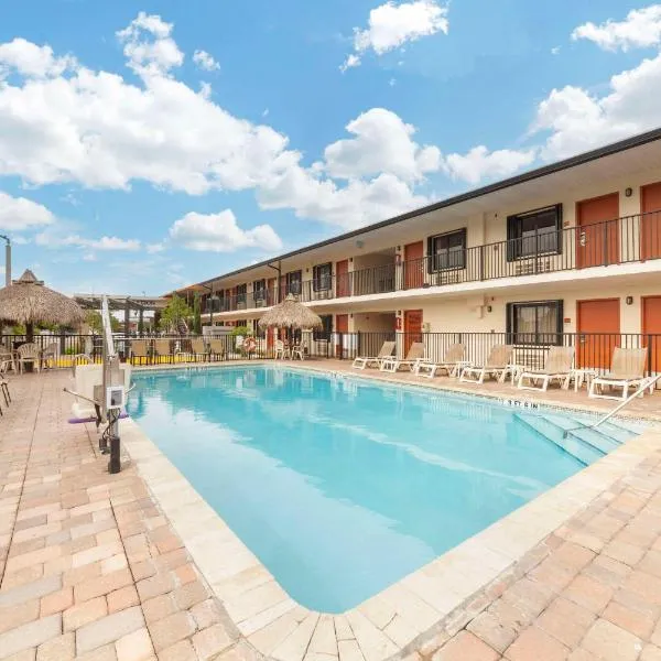 Quality Inn Florida City - Gateway to the Keys，位于佛罗里达市的酒店