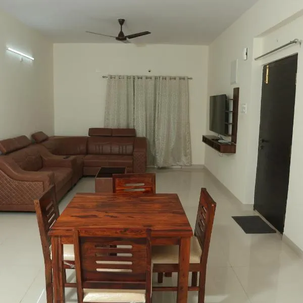 Mee Homes - Madhapur Fully Furnished 2 BHK Flats，位于海得拉巴的酒店