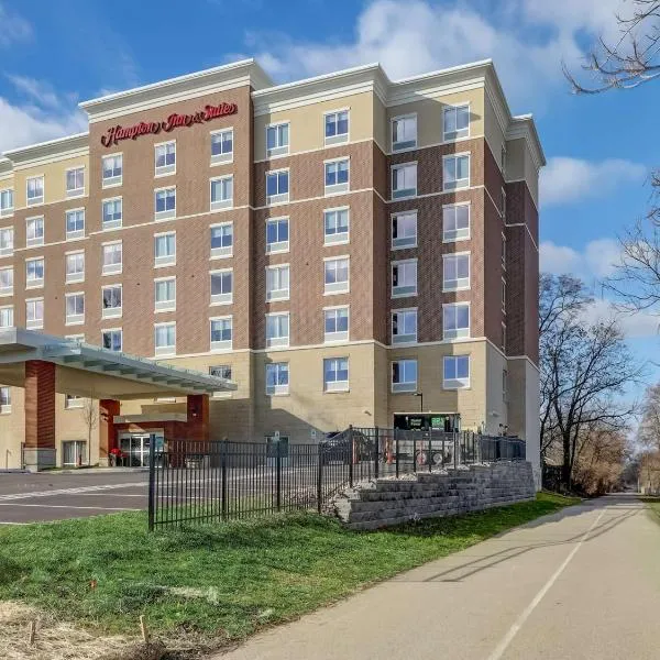 Hampton Inn & Suites Cincinnati Midtown Rookwood，位于辛辛那提的酒店