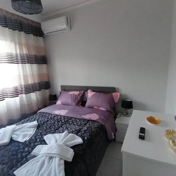 DZ Apartment AXD，位于亚历山德鲁波利斯的酒店