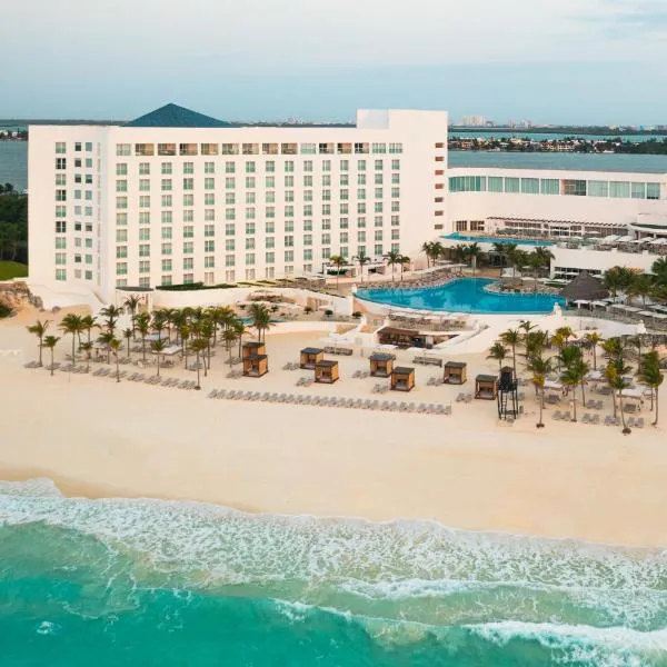 Le Blanc Resort Cancun Adults Only - All Inclusive，位于坎昆的酒店