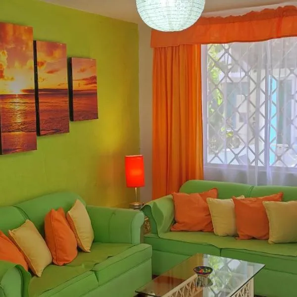 Bonita Casa Bahia de Banderas, Bucerias Puerto Vallarta，位于布塞里亚斯的酒店