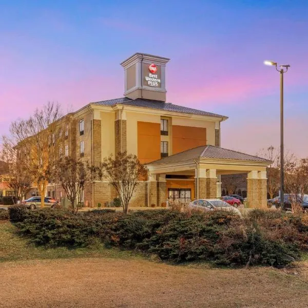 Best Western Plus Fairburn Atlanta Southwest，位于费尔本的酒店