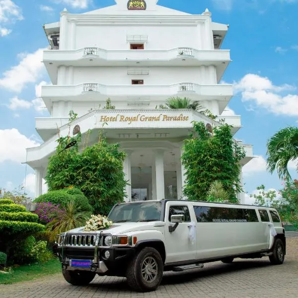 Hotel Royal Grand Paradise，位于Gonahena的酒店