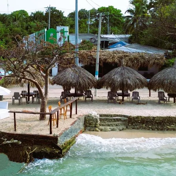 Punta Arena Beach Hostel，位于Playa de Punta Arena的酒店