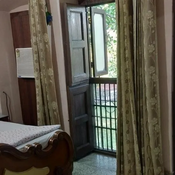 OSAHAN PARADISE HOMESTAY NEAR Golden temple and park view，位于Rāja Sānsi的酒店