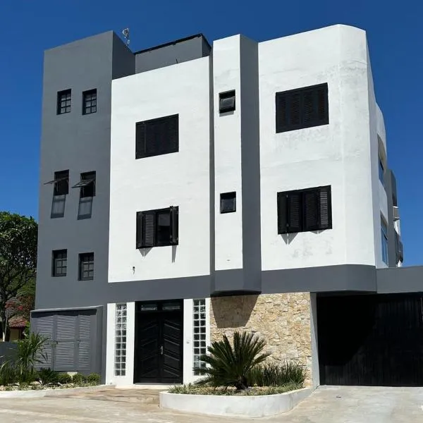 Residencial Marítimos，位于托雷斯的酒店