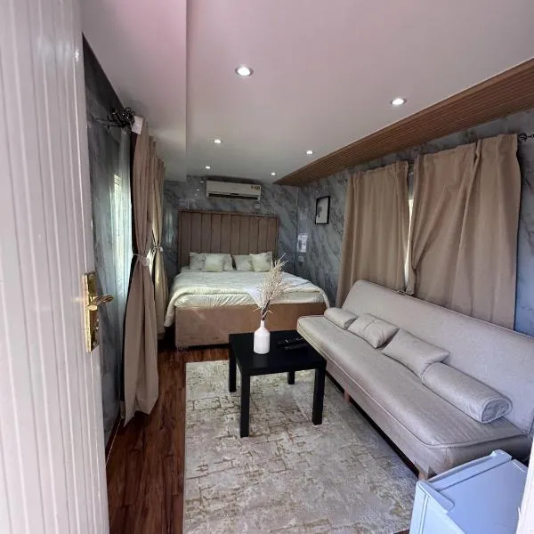 Quiet Farm Caravan,位于八田的酒店