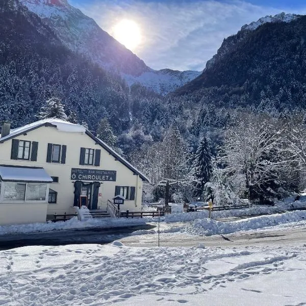 Hotel O Chiroulet，位于巴里吉斯的酒店