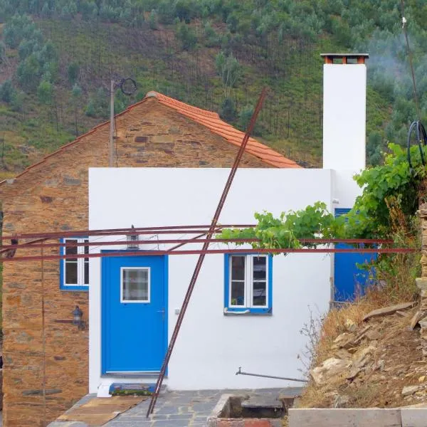Casas do Sinhel，位于Malhadas da Serra的酒店