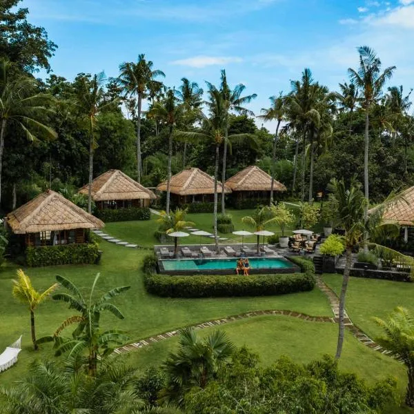 Lempuyang Boutique Hotel，位于卡朗阿森的酒店