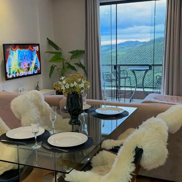 A Melhor vista de água de Lindóia，位于阿瓜斯迪林多亚的酒店