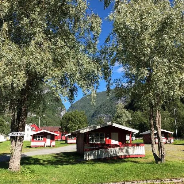 Utladalen Camping，位于Årdalstangen的酒店