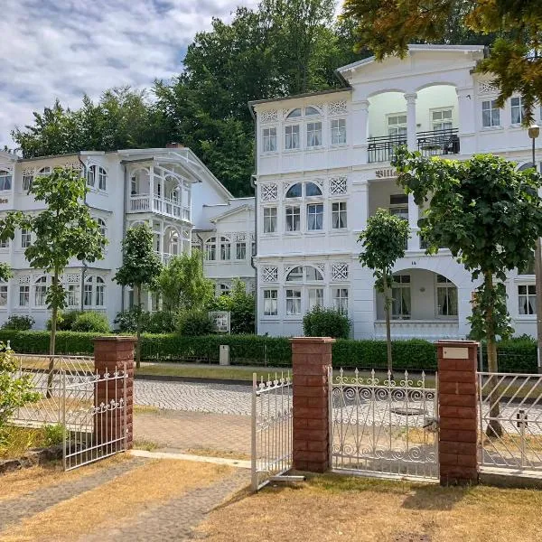 Ferienwohnung 8 Villa Eden，位于宾茨的酒店