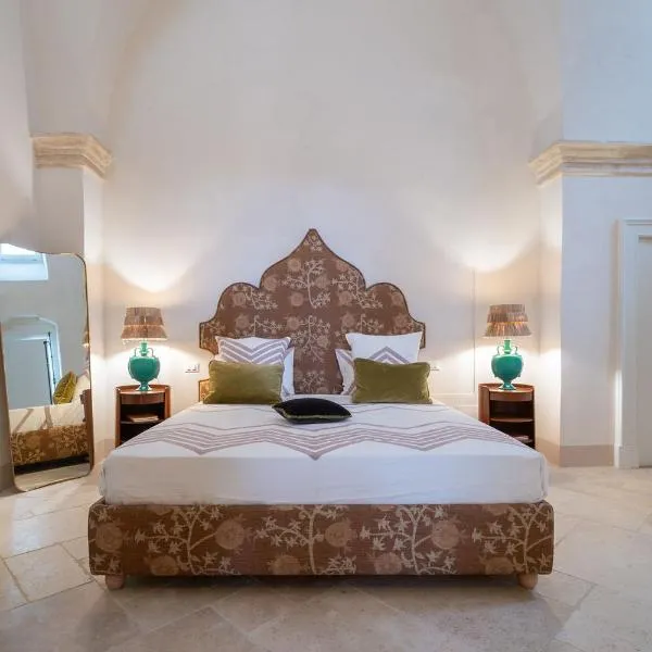 Palazzo Matteo，位于纳尔多的酒店