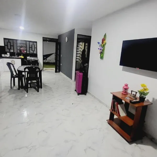 Bello apartamento familiar en Pitalito，位于皮塔利托的酒店